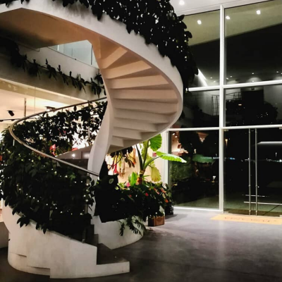 helicoidal concrete staircase